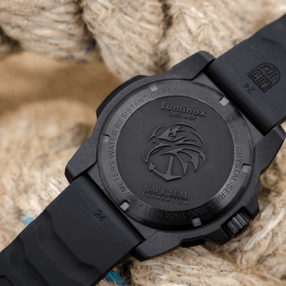 Navy Seal Foundation, 45 mm, Militäruhr / Taucheruhr	, Gehäuseboden