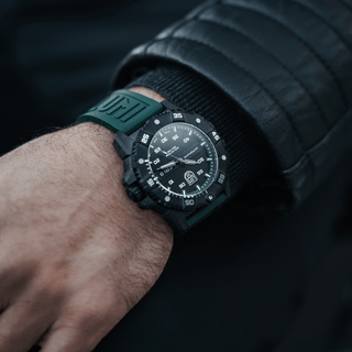 Master Carbon Seal Automatic, 45 mm, Militäruhr - 3877, Outdoor Shoot