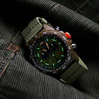 Bear Grylls Survival ECO Master, 45mm, Nachhaltige Outdoor Uhr - 3757.ECO, UV shot