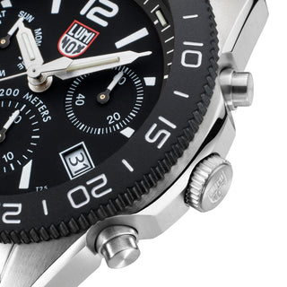 Pacific Diver Chronograph, 44 mm, Diver Watch - 3142, Detailansicht Ziffernblatt und Krone