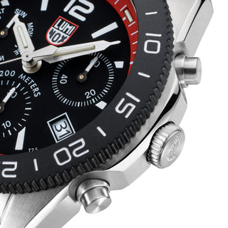 Pacific Diver Chronograph, 44 mm, Diver Watch - 3155, Detailansicht Ziffernblatt und Krone