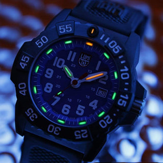 Navy SEAL, 45 mm, Taucheruhr - 3503.F, UV Shot grüne und orangene Leuchtröhren