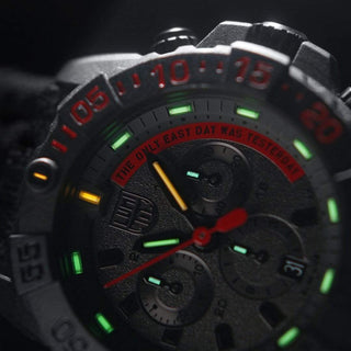 Navy SEAL Chronograph, 45 mm, Militäruhr - 3581.EY, UV Shot grüne und orangene Leuchtröhren